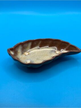 Vintage Frankoma Pottery Leaf 3 in dish